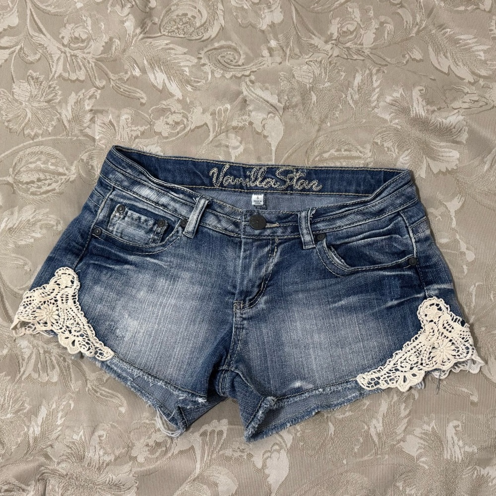 Vanilla Star Blue Denim Jean Shorts With Lace Inserts Size 5